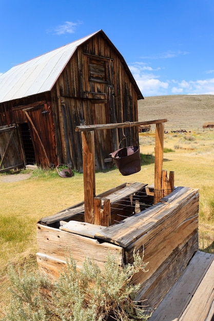 Uitzicht vanaf Bodie Ghost Town, Californië, VS. Oude verlaten mijn