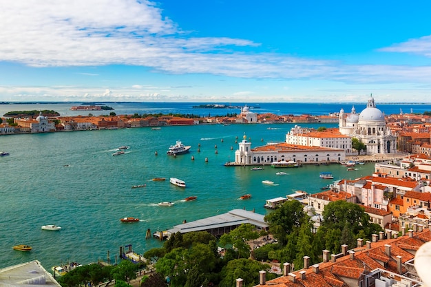 Uitzicht vanaf Campanile di San Marco naar Venetië, Italië