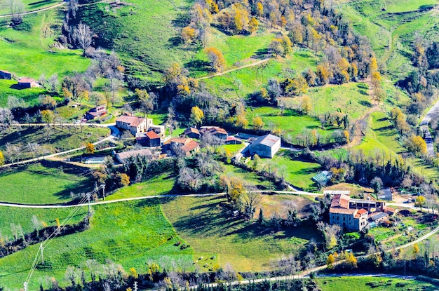 Uitzicht vanaf de berg van de vallei van Ribes de Freser, regio Ripolles, Catalonië.