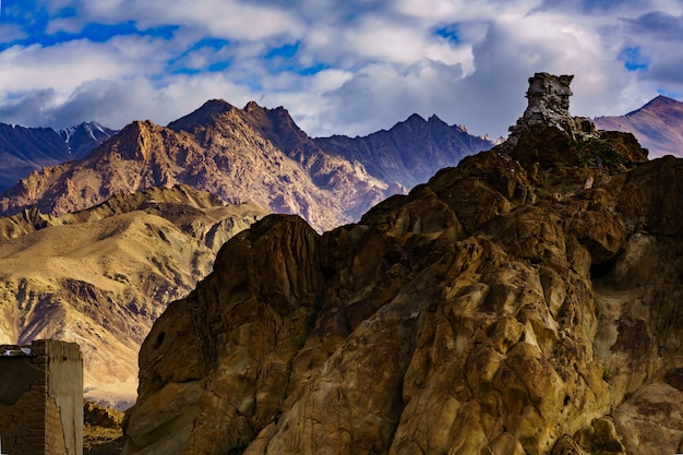 Uitzicht vanaf Leh Ladakh (India)