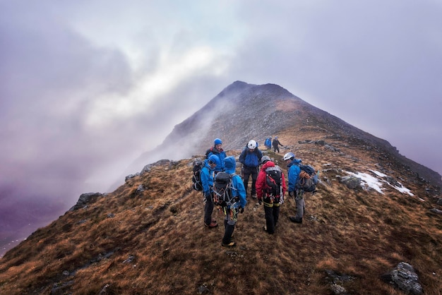 イギリス、スコットランド、グレンコー、Sron na Lairig でのトレッキング