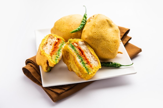 Ulta vada pav is made with a spicy potato stuffed bun called\
pav inside vada inside out wada pao