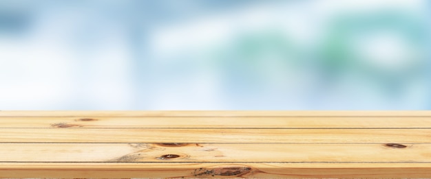 Hình ảnh bàn gỗ - Hình nền truyền tải được sự ổn định và chắc chắn của bàn gỗ, làm cho bạn cảm thấy tự tin và sáng tạo hơn khi làm việc. Không chỉ đơn thuần là một vật dụng tiện ích, mà bàn gỗ còn là biểu tượng của sức mạnh và độ bền vững.
