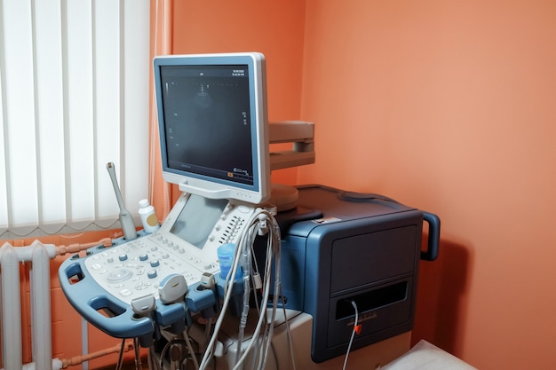 Ultrasonic equipment for medical use in a medical ward