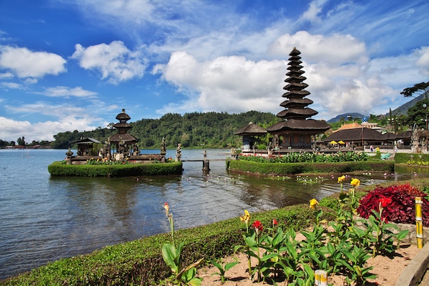 Ulun Danu Bratan-tempel op Bali, Indonesië