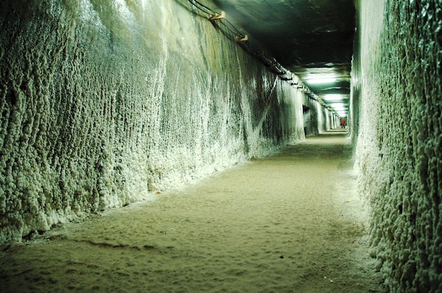 Photo underground gallery in a salt mine