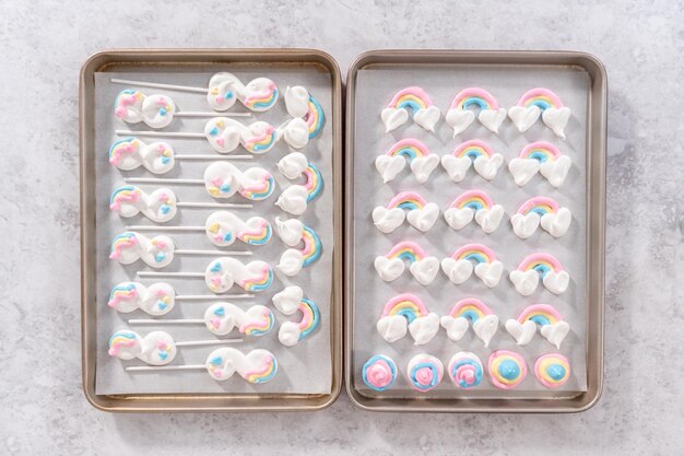 Unicorn meringue pops