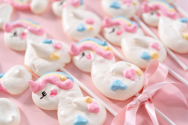 Unicorn meringue pops