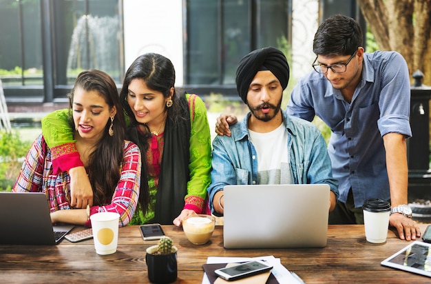 Universitair Studenten Teamwork Technologieconcept