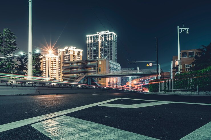Photo 都市道路とぼやけた光