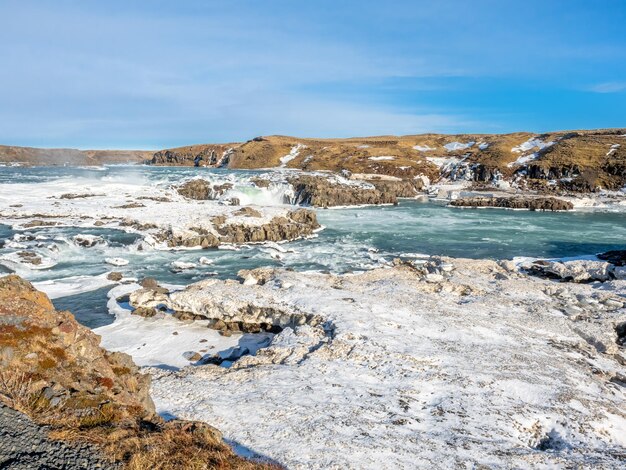 Urridafoss de meest omvangrijke waterval van het land in het zuiden nabij de hoofdweg van IJsland