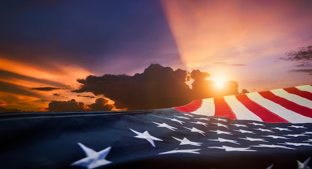 미국 현충일 재향군인의 날 노동절 또는 7월 4일 축하를 위한 미국 미국 국기