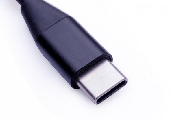 USB-C на белом фоне