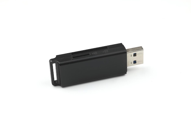 Фото usb-карта изолирована на белом фоне