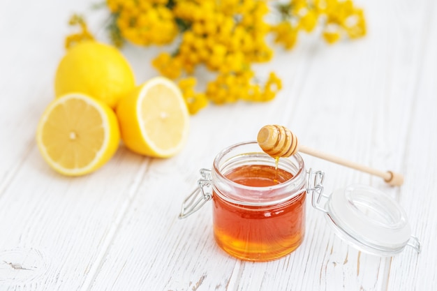 Useful honey and lemon. Honey dipper. 