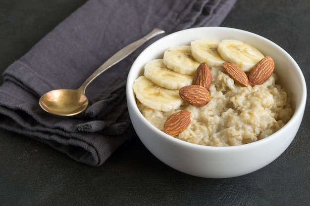 Porridge di farina d'avena utile