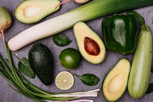 Foto verdure utili per la preparazione di cibo vegetariano