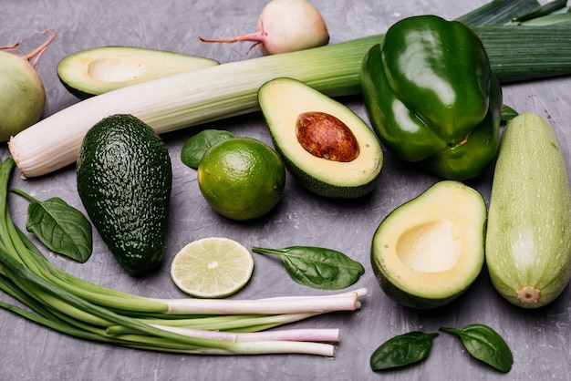 ベジタリアン料理の準備に役立つ野菜