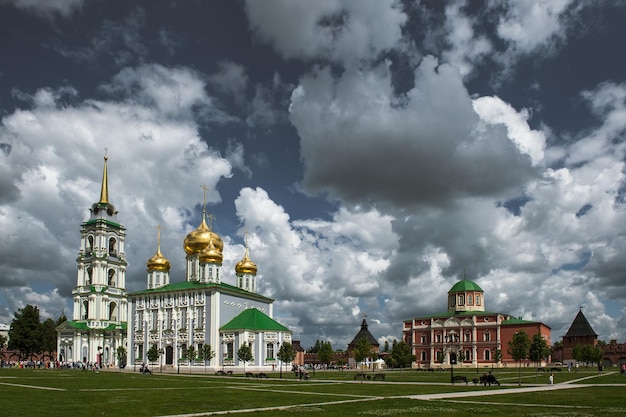 Cattedrale uspensky e la torre del cremlino di tula