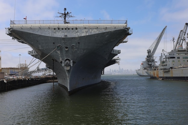 Photo uss hornet air and space museum