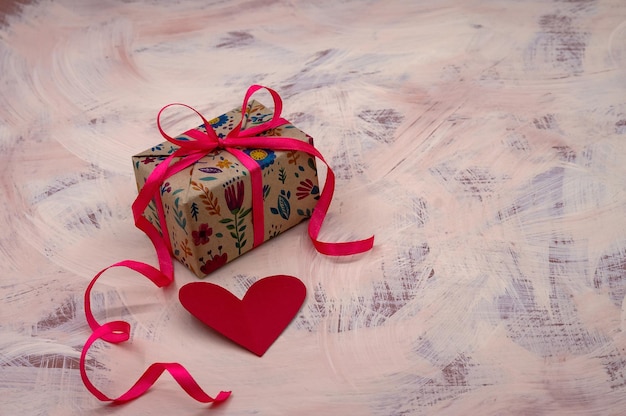 Vakantie pakket met een hart een handgemaakte geschenk geschenk verpakking