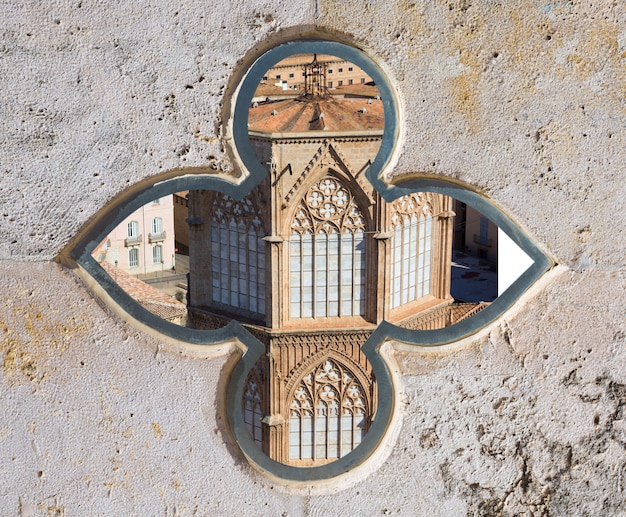 Orizzonte aereo di valencia dalla torre della cattedrale di el miguelete