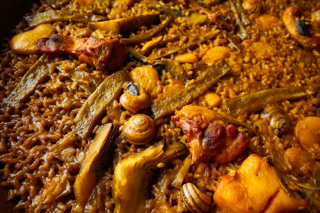 Valenciaanse Paella met kip en konijn