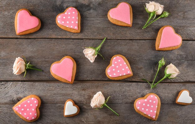 Valentijn hart cookies op houten achtergrond