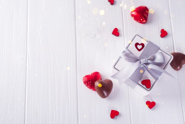 Valentine&#39;s Chocolate-Love hartvormige bonbons met cadeauverpakking