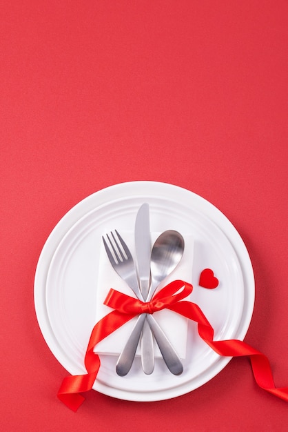 Valentine's Day design concept - Romantic plate dish in restaurant, holiday celebration meal promotion for couple and lover dating, top view, flat lay, overhead