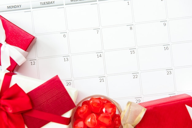 Valentine's day or wedding gifts on calendar 