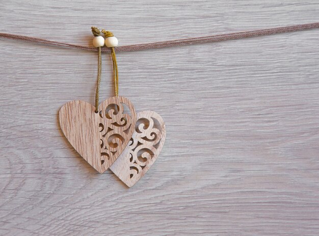 День Святого Валентина фон с сердечками .. украшения на деревянных фоне. с пустым пространством для копии