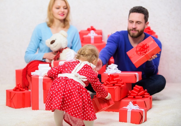 Valentines day red boxes shopping online boxing day love and trust in family bearded man and woman with little girl father mother and doughter child happy family with present box true love