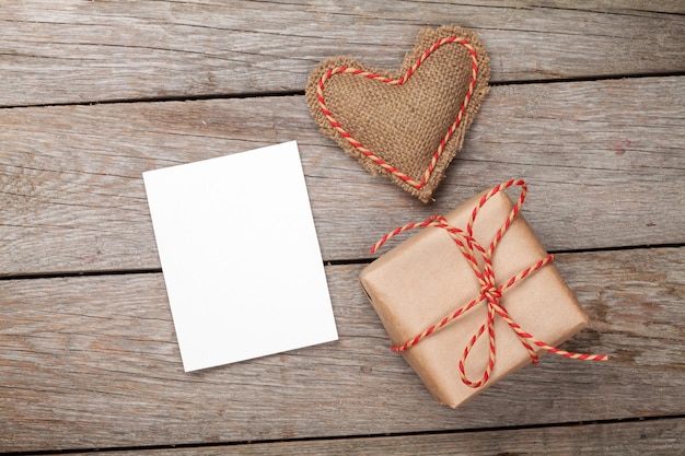 День святого валентина игрушка сердце пустая поздравительная открытка и подарочная коробка