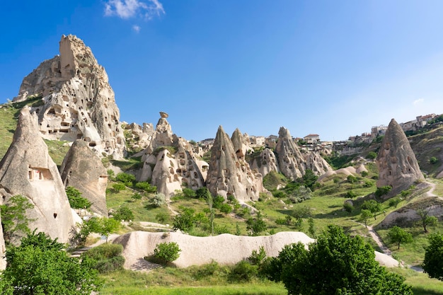 カッパドキアの愛の谷と洞窟の集落岩の住居