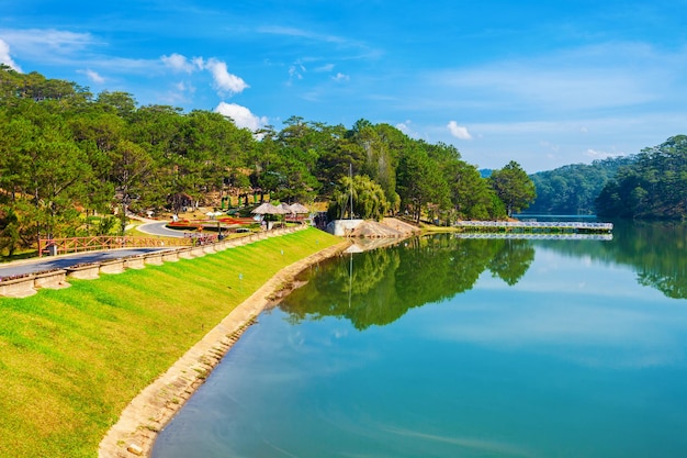 Foto parco della valle dell'amore dalat