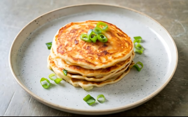 Vang de essentie van Scallion Pancake in een smakelijke foodfotografie.