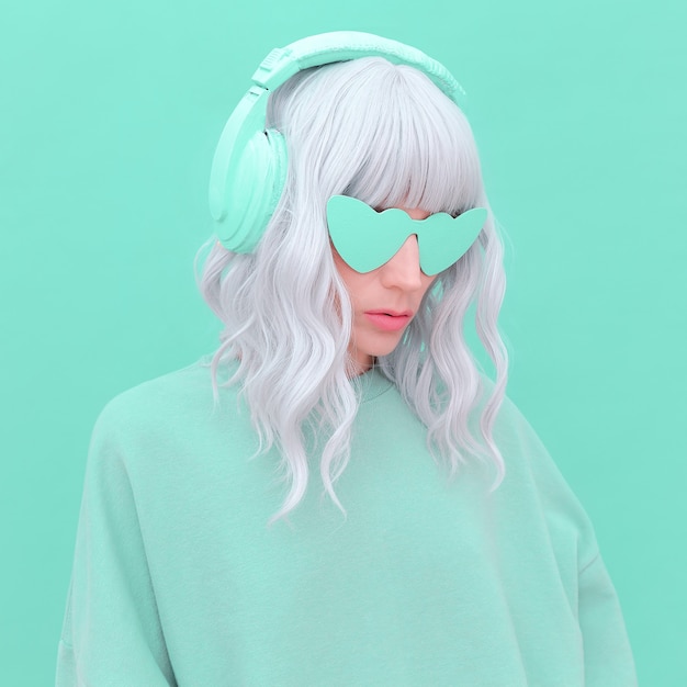 Vanilla Dj Blonde Girl Monochrome Party style Fresh aesthetic mint colours Listen to light music