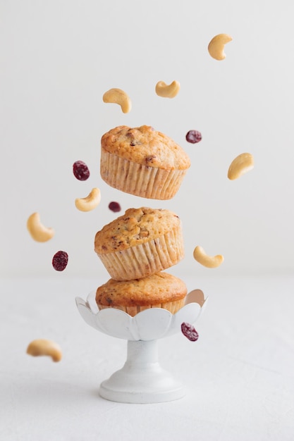 Vanilla muffins with nuts and berries