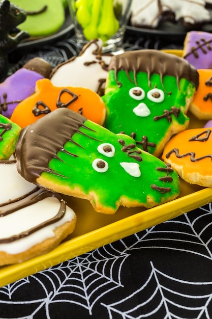 Photo variety of sweets prepared as halloween treats.