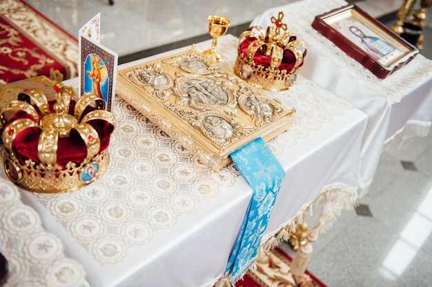 Various accessories for the wedding in the church