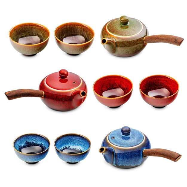 Various japanese tea pots and cups