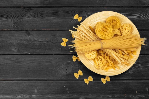 Various raw pasta