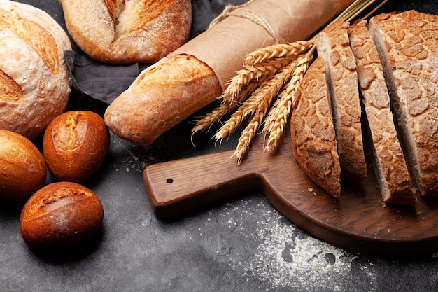 Various types of bread