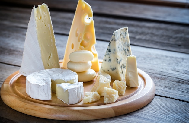다양한 종류의 치즈