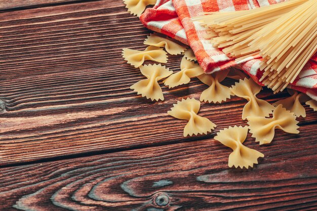 Various types of Italian pasta