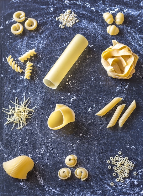 Various types of raw pasta