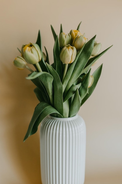 A vase of flowers on a table