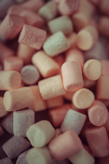 Veel kleine kleurrijke marshmallows