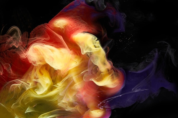 Veelkleurige heldere contrasterende donkere rook abstracte achtergrond acrylverf onderwater explosie